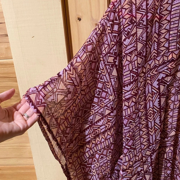 Arizona Jean Co. purple/pink kimono size medium/Large - Picture 2 of 5